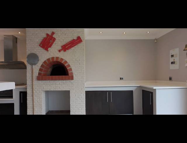 5 BEDROOM HOUSE FOR SALE IN BLUE SADDLE RANCHES